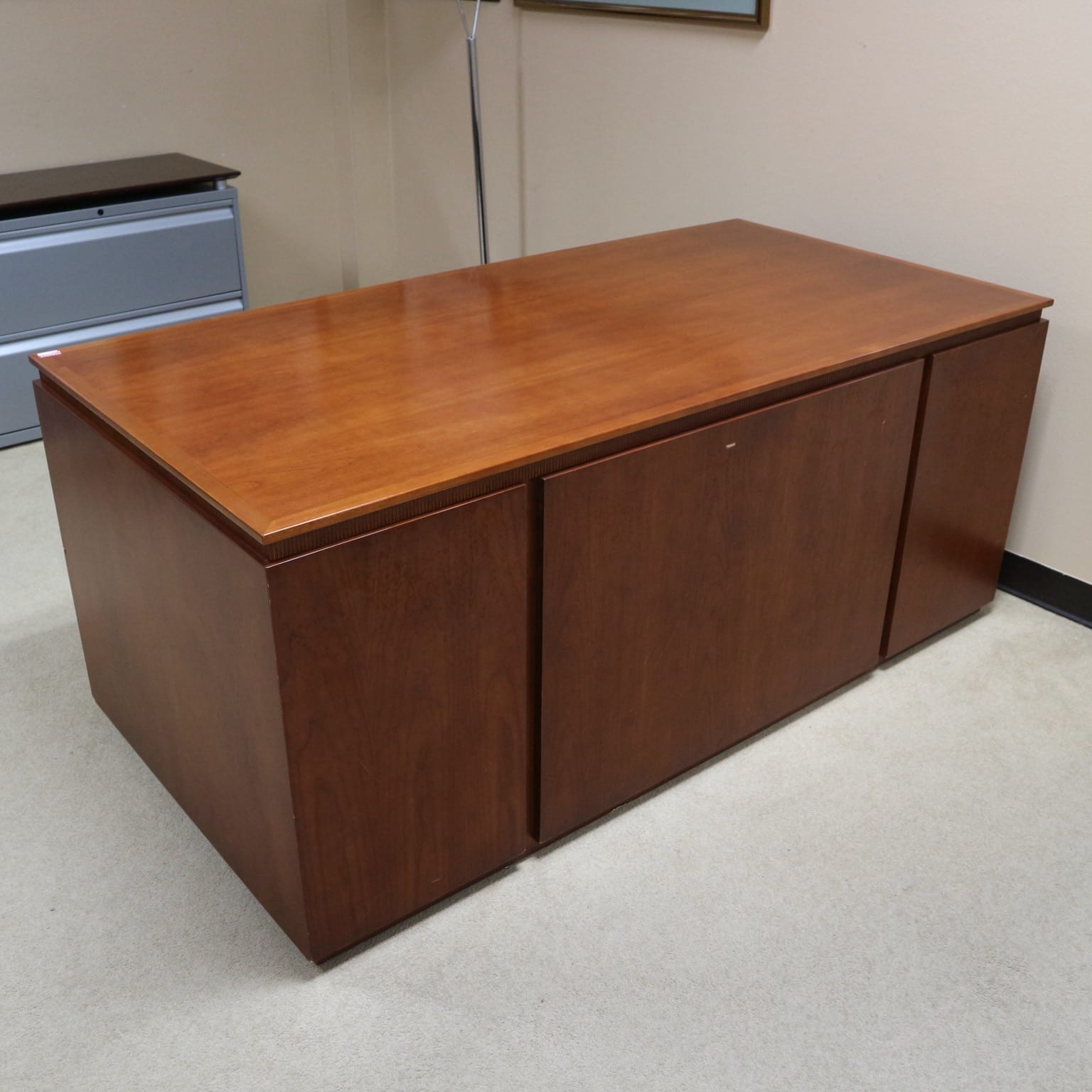 Desk - Cherry | Office Furniture Liquidations
