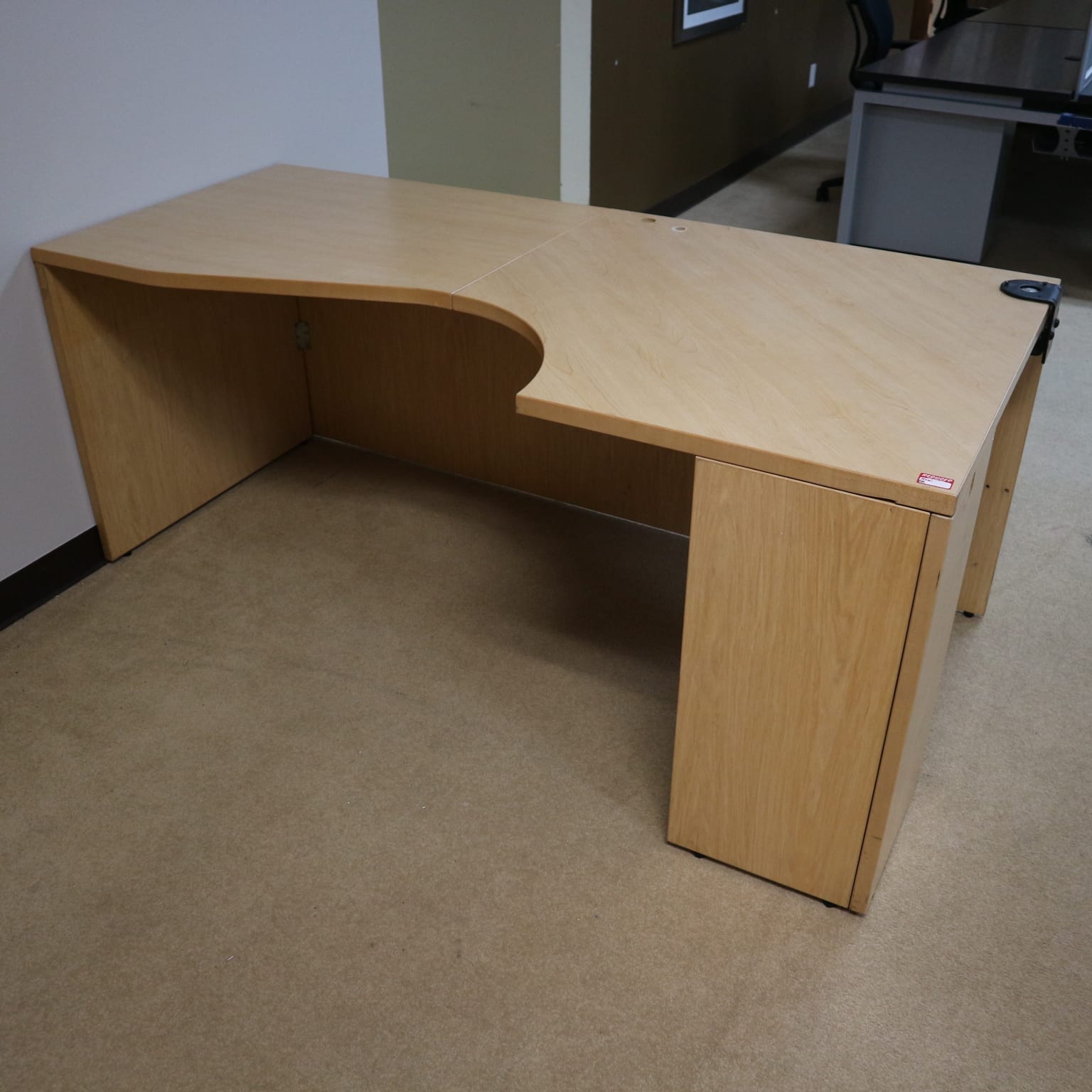 Knoll Desk1 