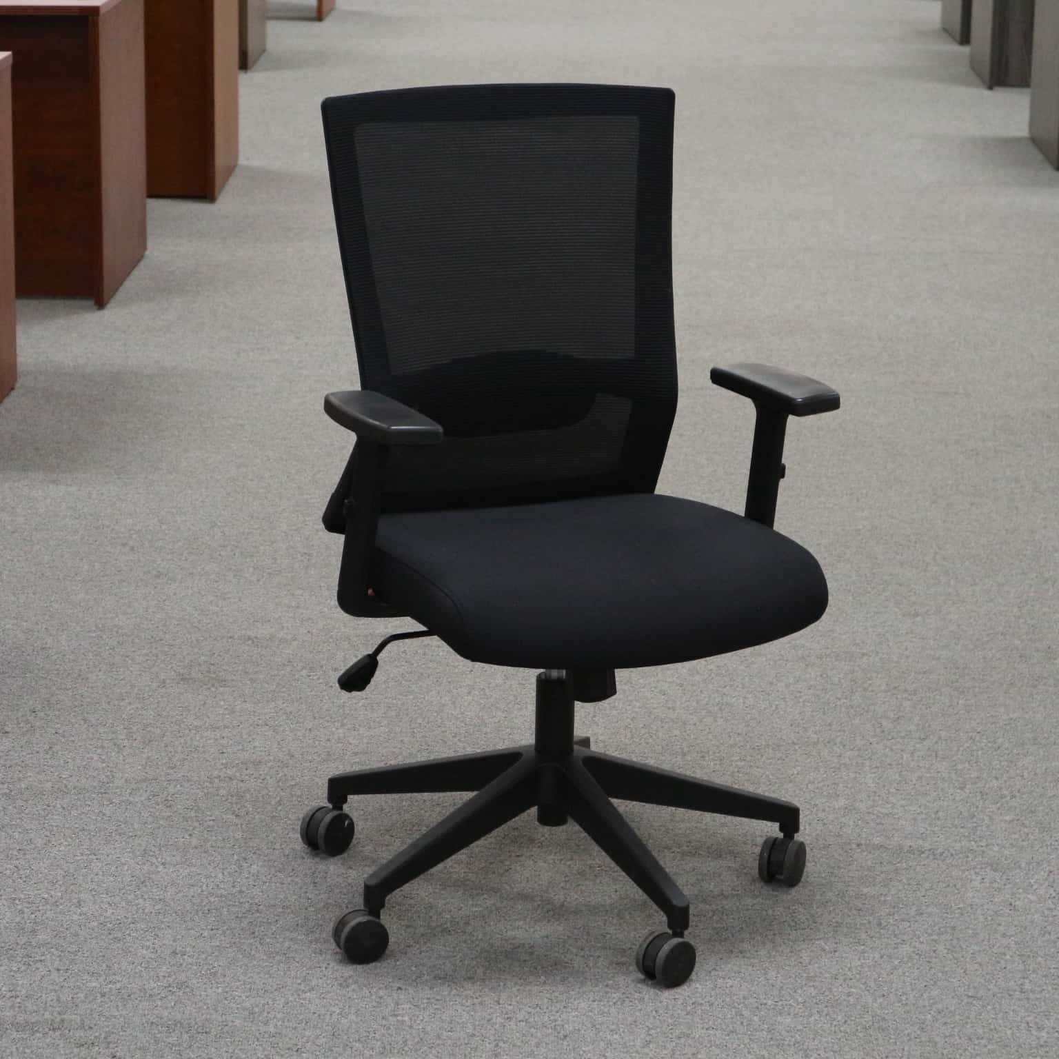 Lily Task Chair