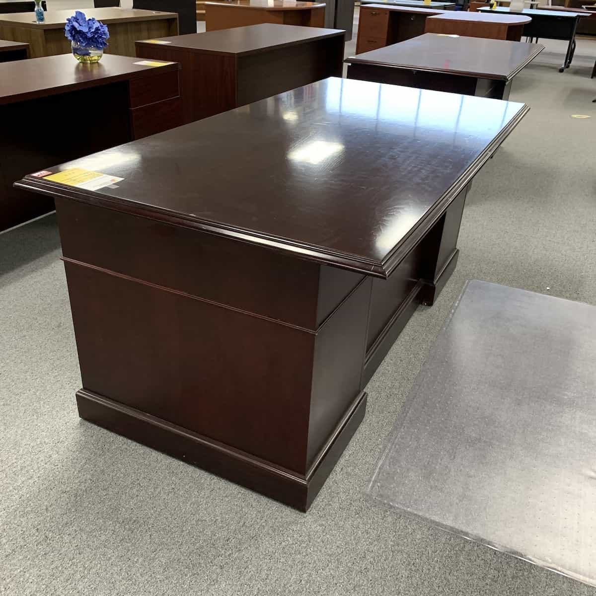 Paoli-executive-mahogany-Desk-72
