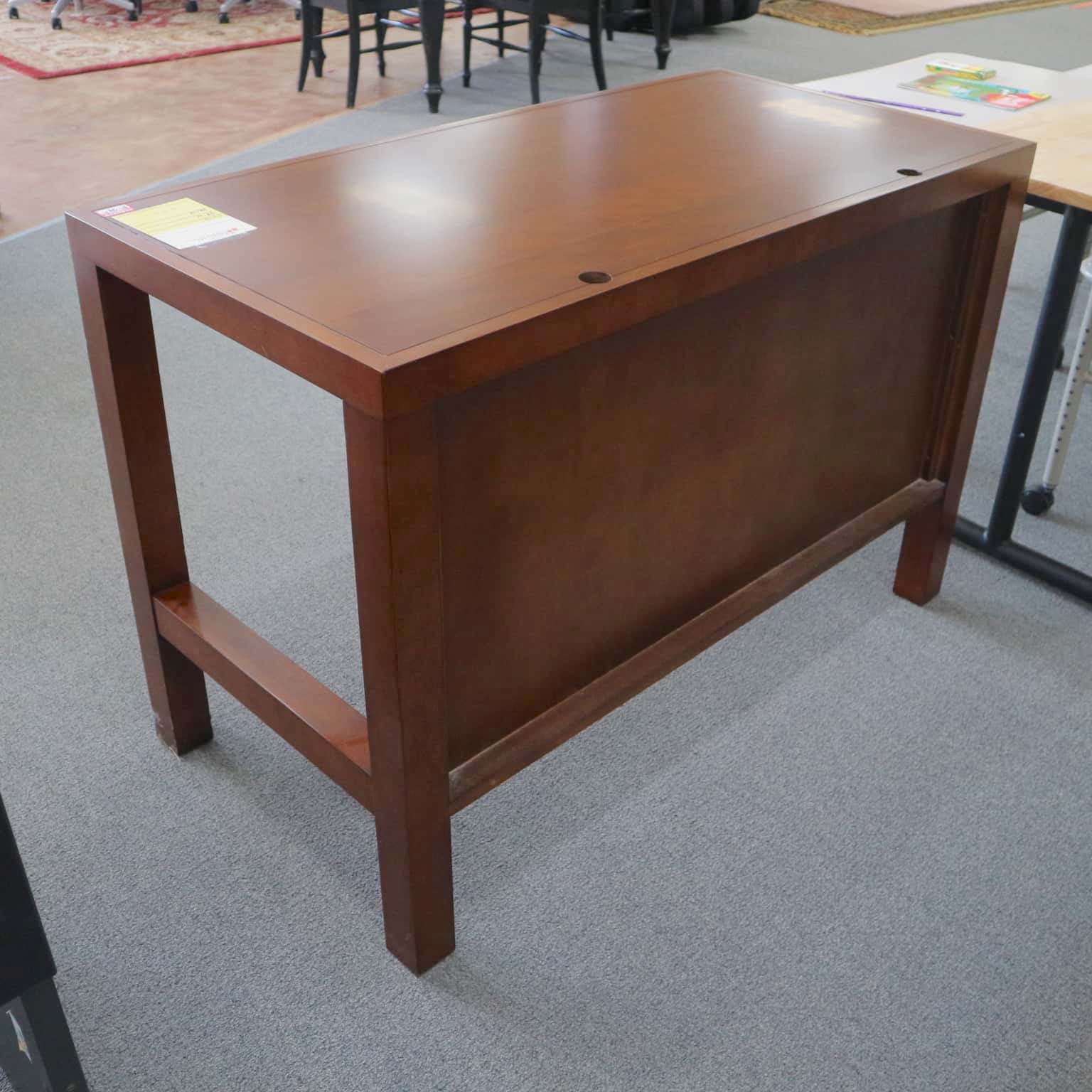 Fairmont Designs Hotel Desk Office Furniture Liquidations
