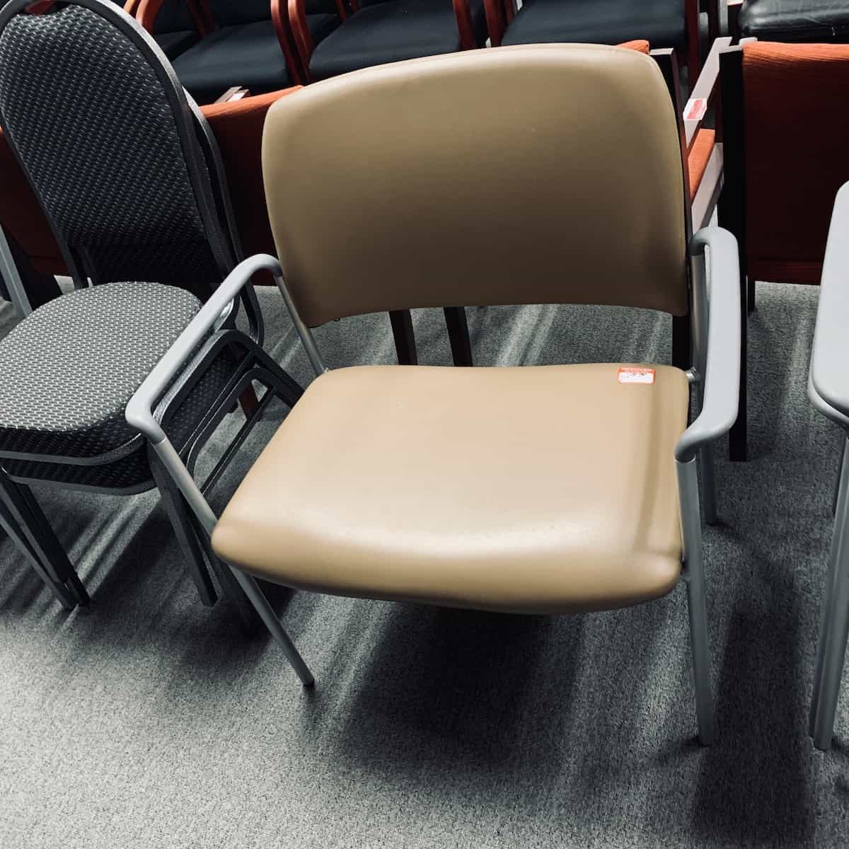 Tan/grey-bariatric-vinyl-guest-chair