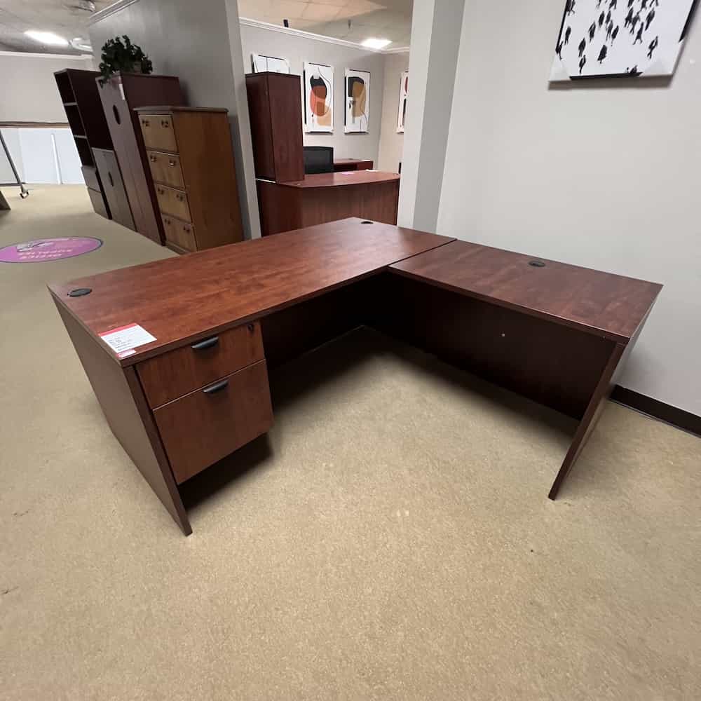 cherry l-desk right return with one hanging box file