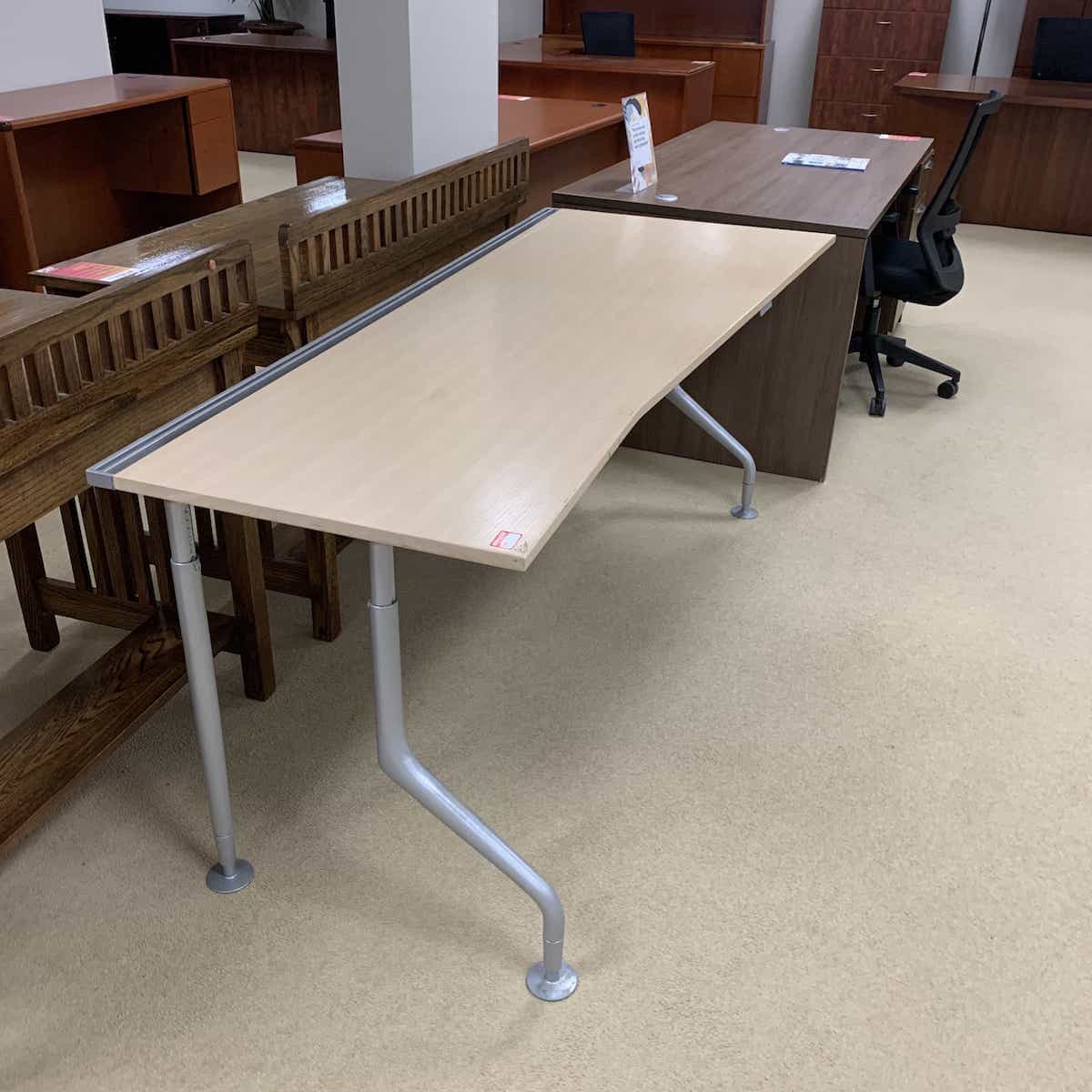 maple-silver-training-table-14-oct