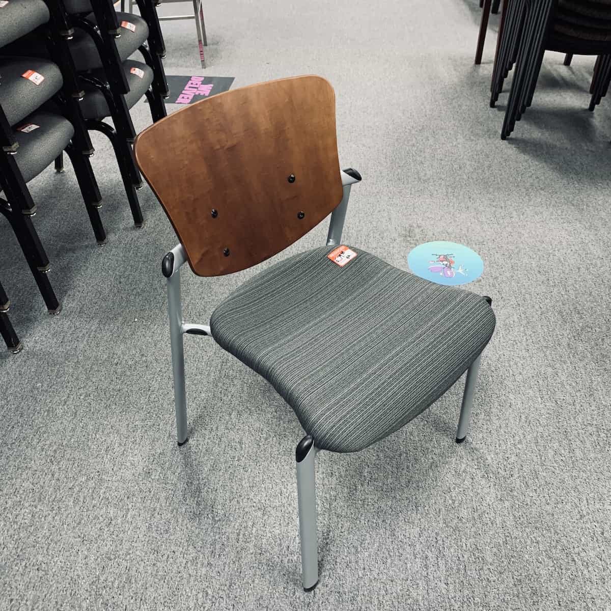 Honey-silver-grey-modern-guest-chair-front