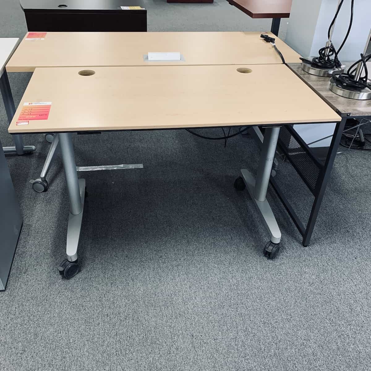 Maple-silver-trainting-table-18-nov