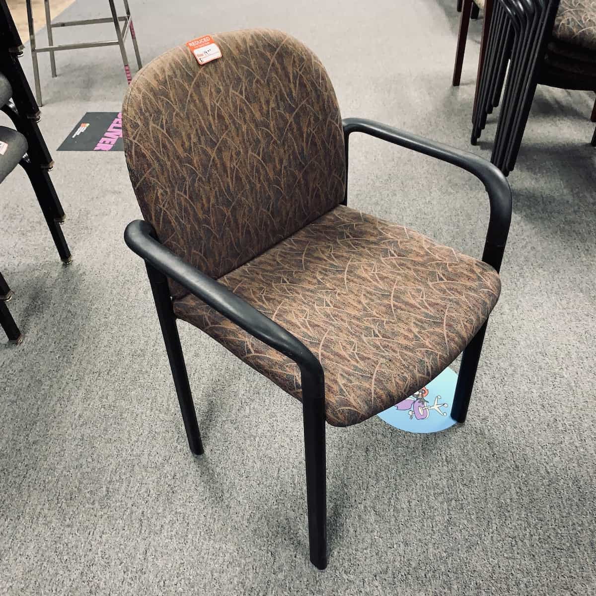 brown-pattern-black-chair-front