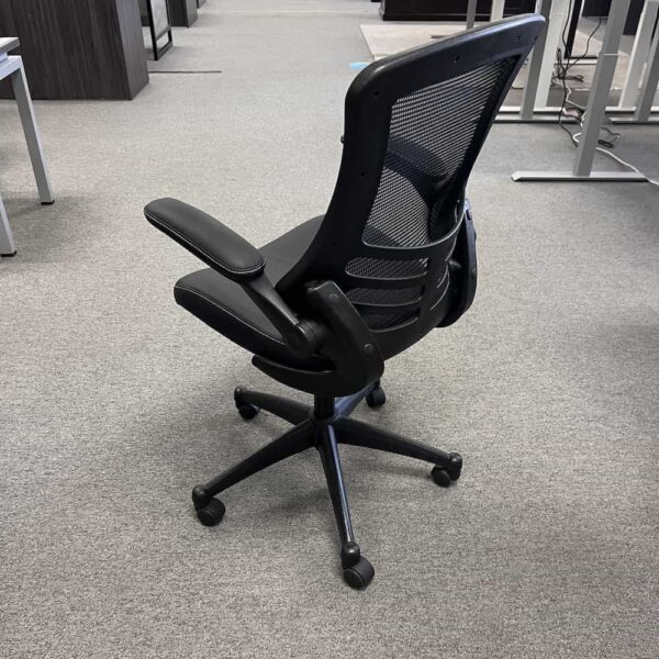 cutie black mesh back office task chair flip back chair new