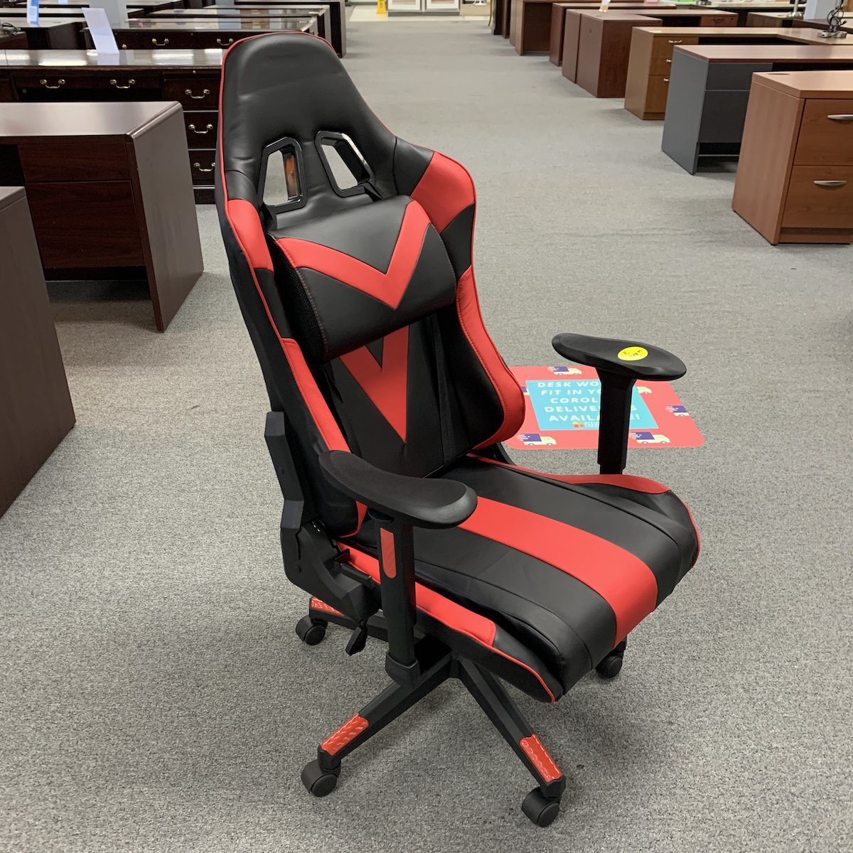 red-black-gaming-chair-front
