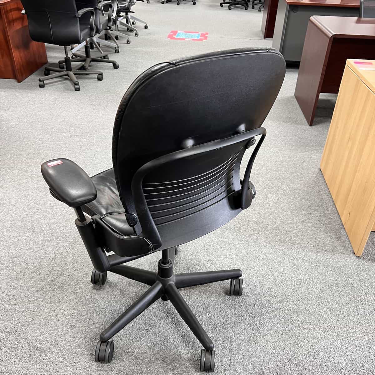 Steelcase Leap V1 Black Leather - Image 2