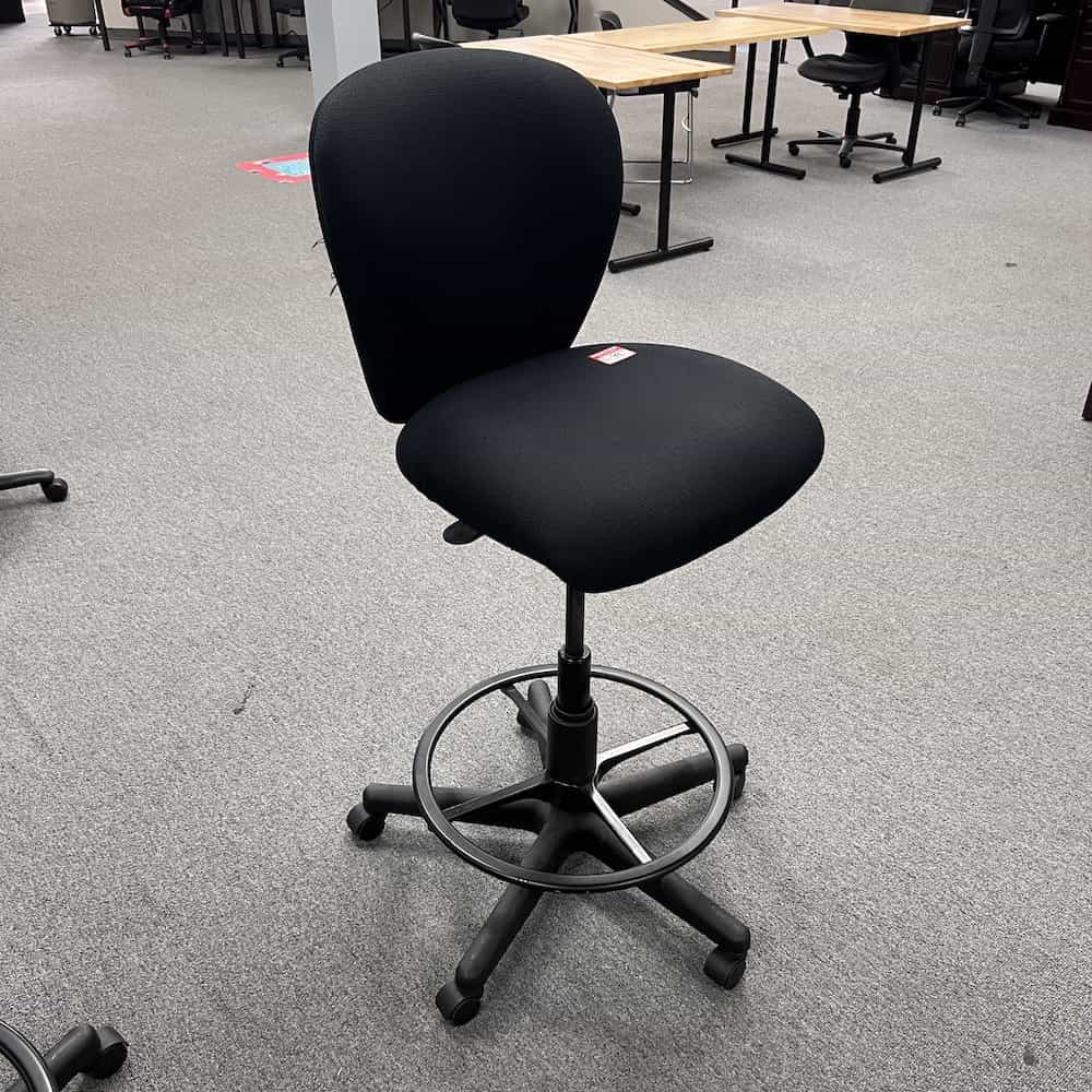 black bar stool office used with foot rest wheel no arms
