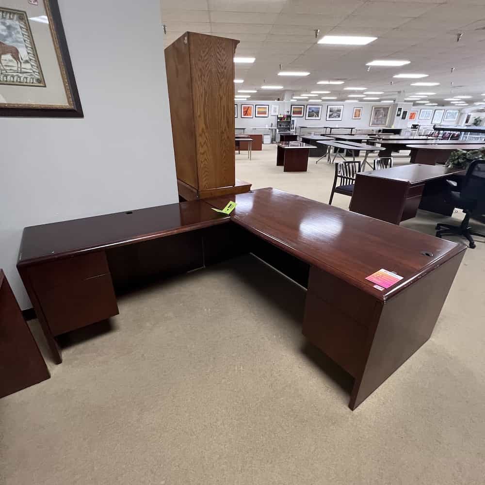 71" Cherry L-Desk - Left Return