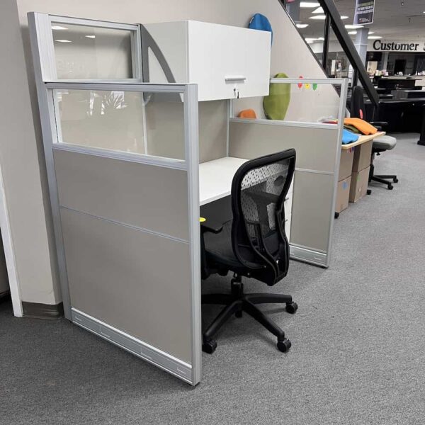 unline cubicle new! white laminate with box box file and over head storage