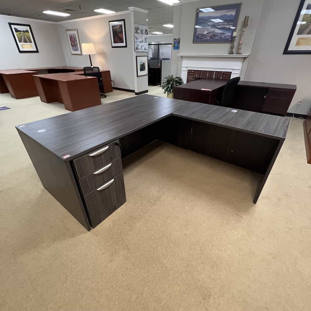 grey l-desk with box/box/file right return