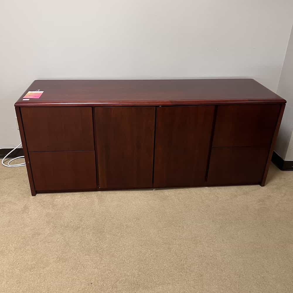 mahogany Credenza Storage Cabinet, two doors in the center, 2 drawers on each side