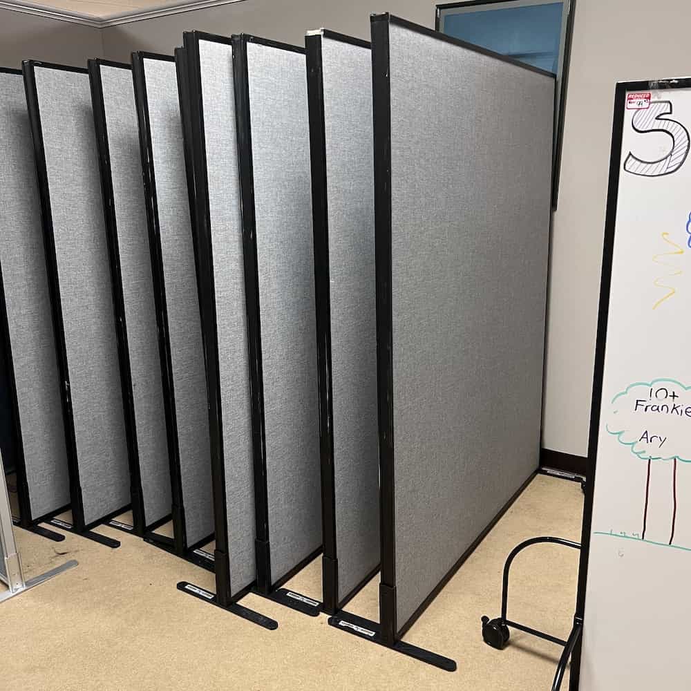 grey and black Free Standing Office Panel Dividers
