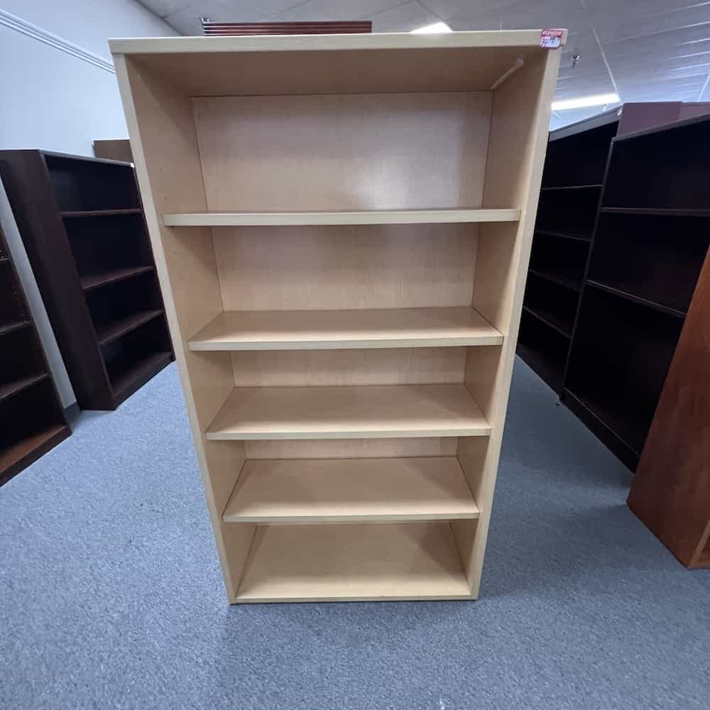 maple bookcase, 4 inner shelves