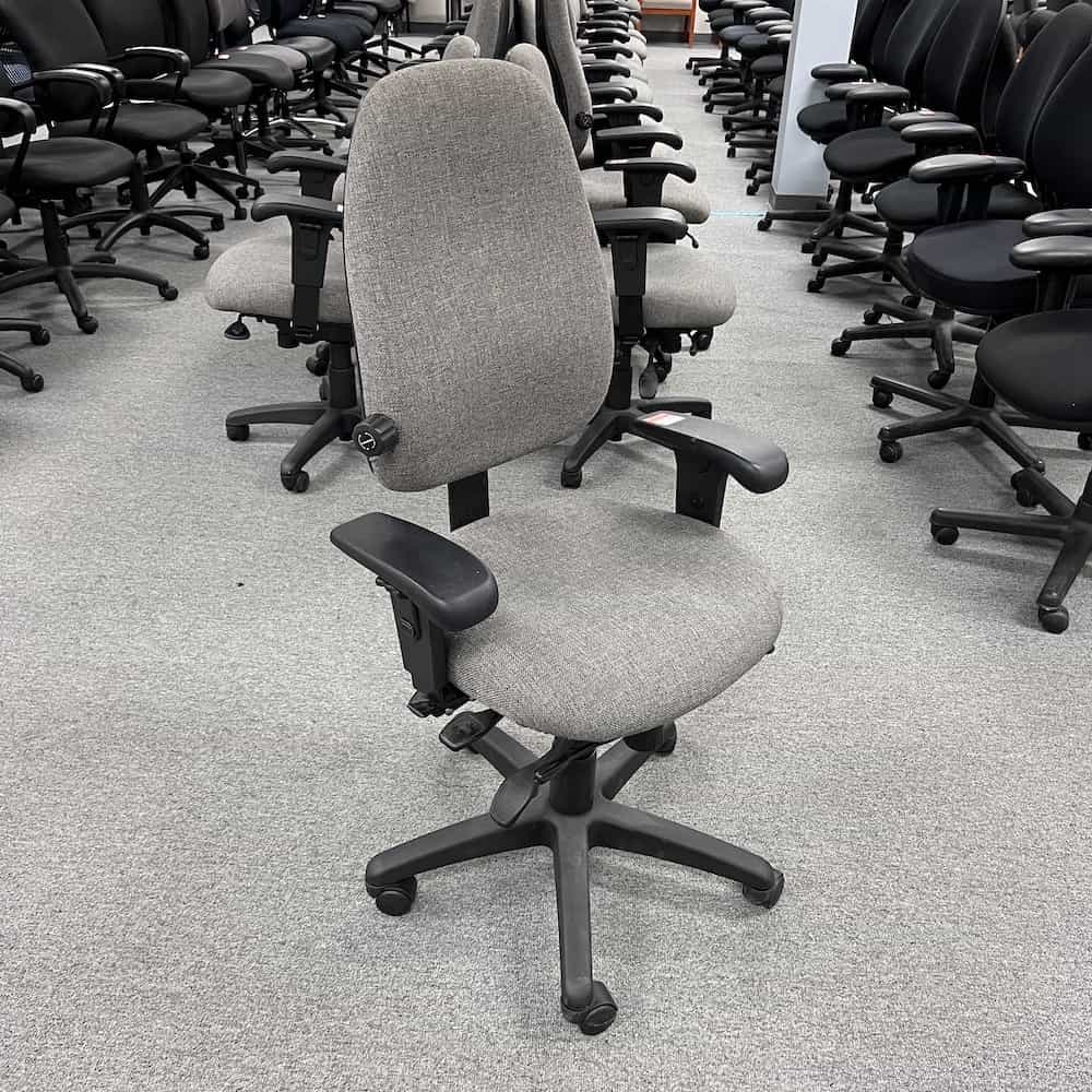 Grey Office Chair office master, front