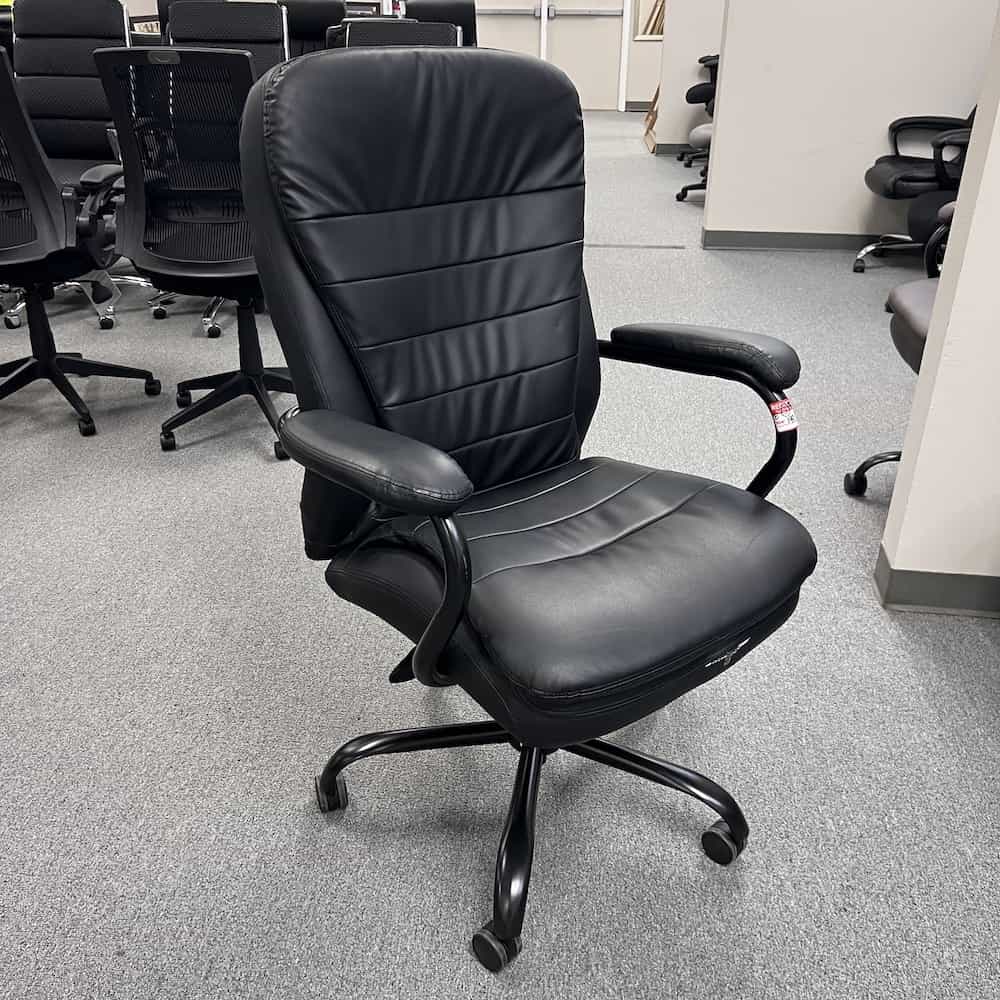 black vinyl big and tall chair, front
