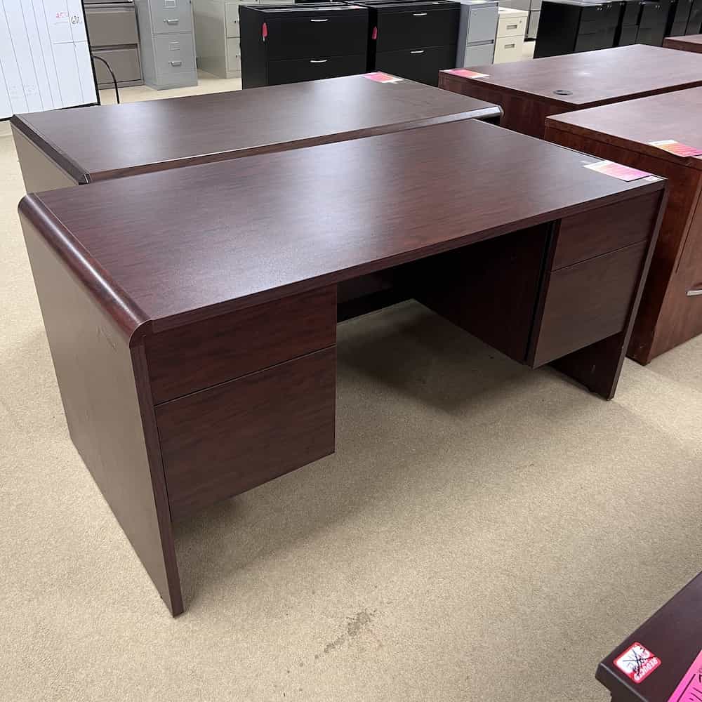 mahogany laminate desk
