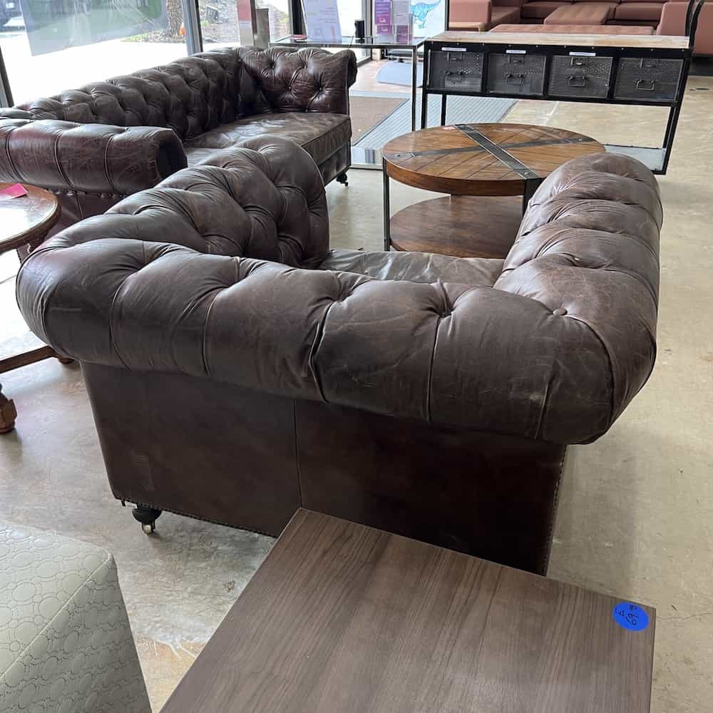 brown leather chesterfield arm chair