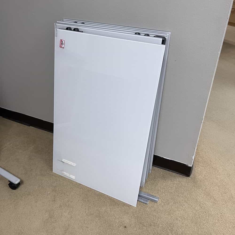 2 foot by 3 foot glass dry erase boards white