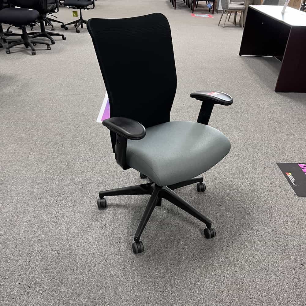 grey seat, black mesh back, kimball itsa 1.0 chair