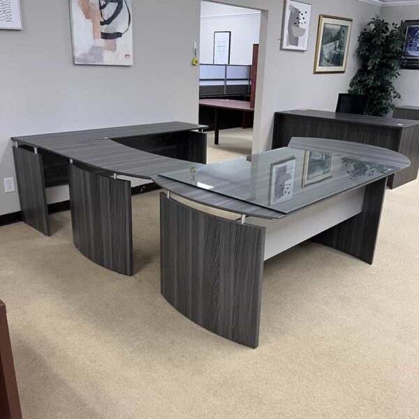 grey u-desk, right return