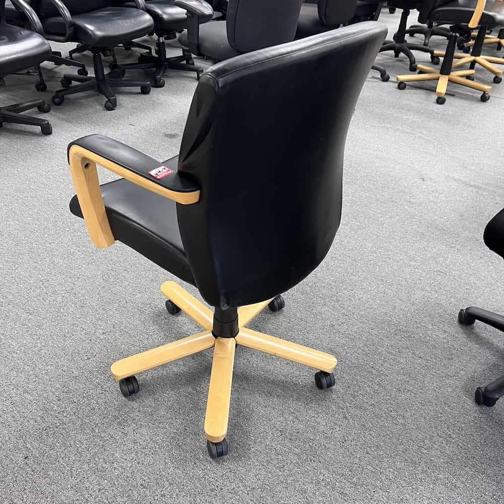 maple veneer and black vinyl conference chair