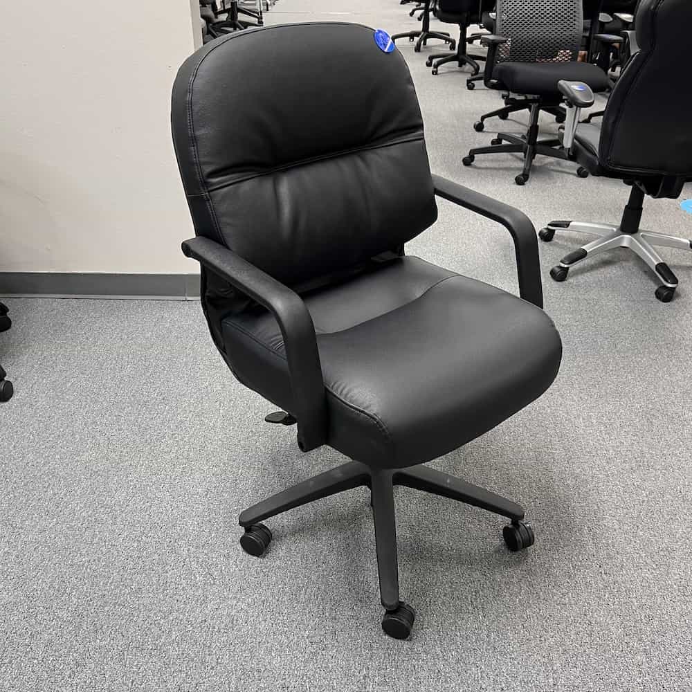 black vinyl plush executive chair mid back