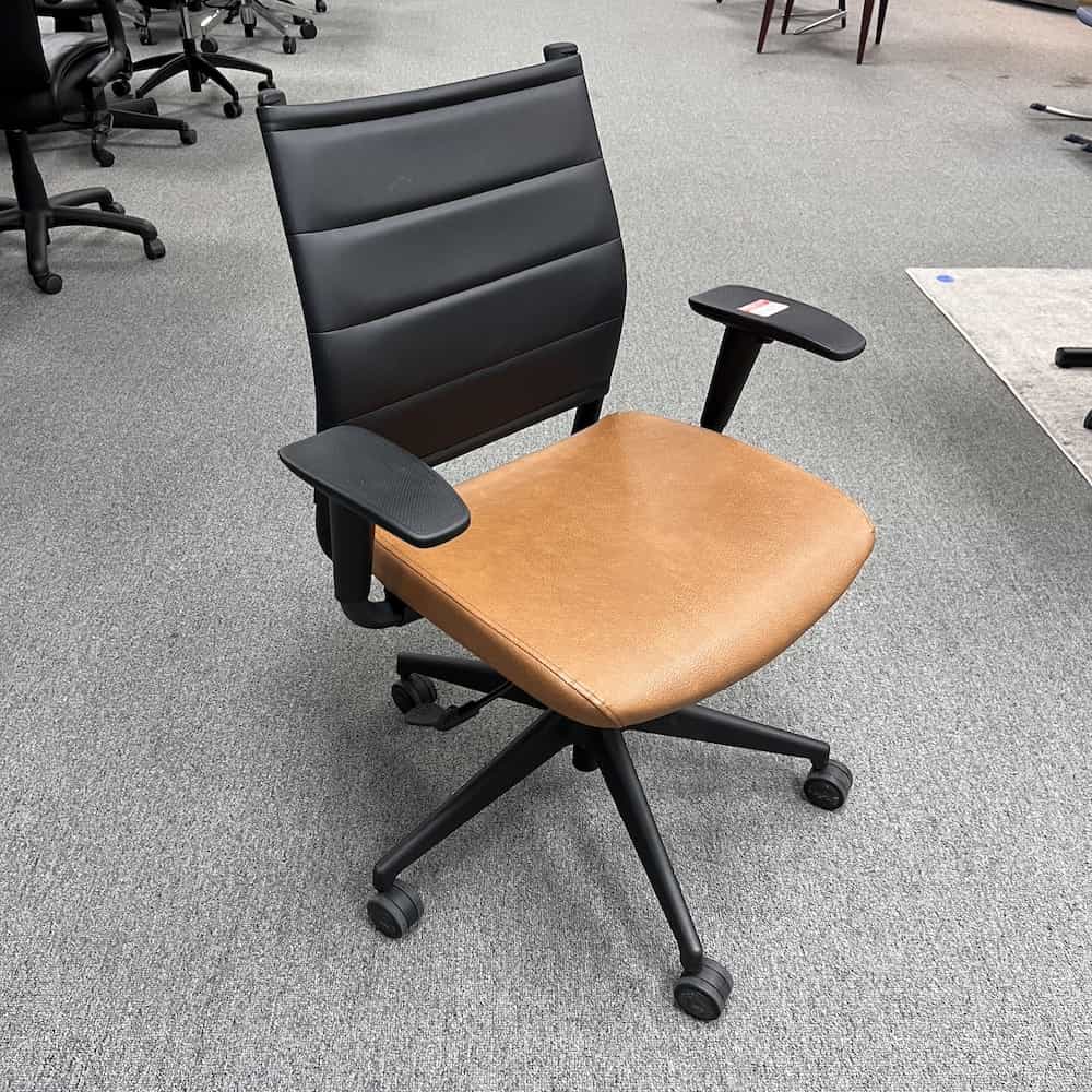 SitOnIt Wit Tan and Black Vinyl Back Office Chair | Office Furniture ...