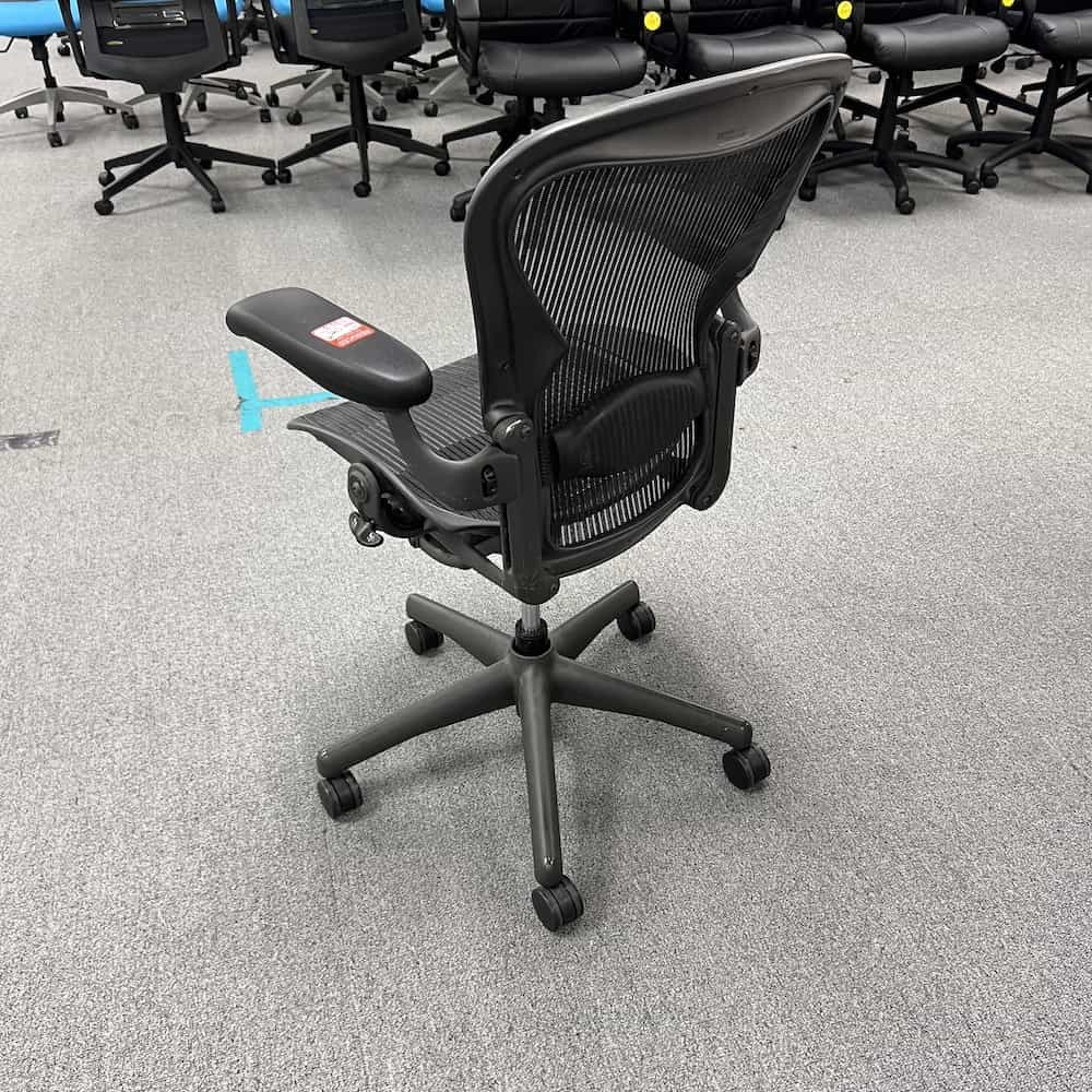 Herman Miller Aeron classic size B, used Office chair