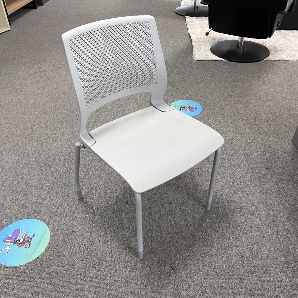 grey plastic stacking chair sitonit Lumin