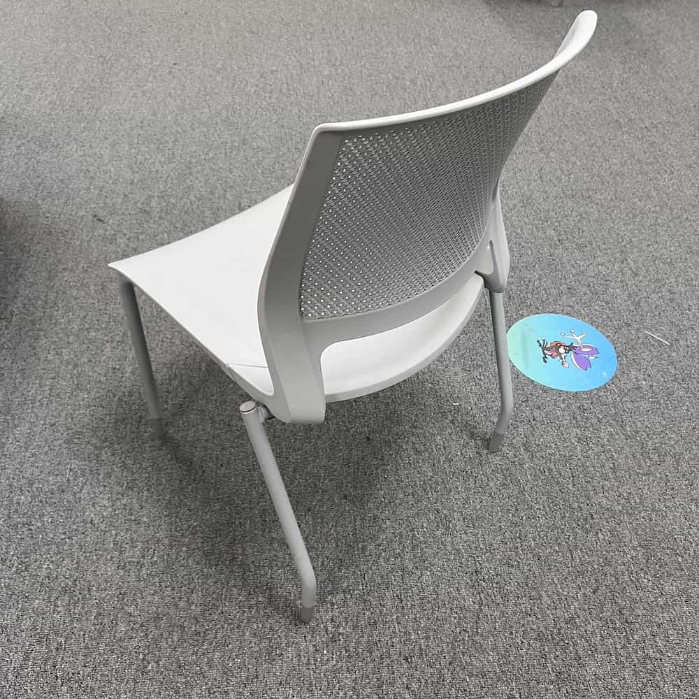 grey plastic stacking chair sitonit Lumin