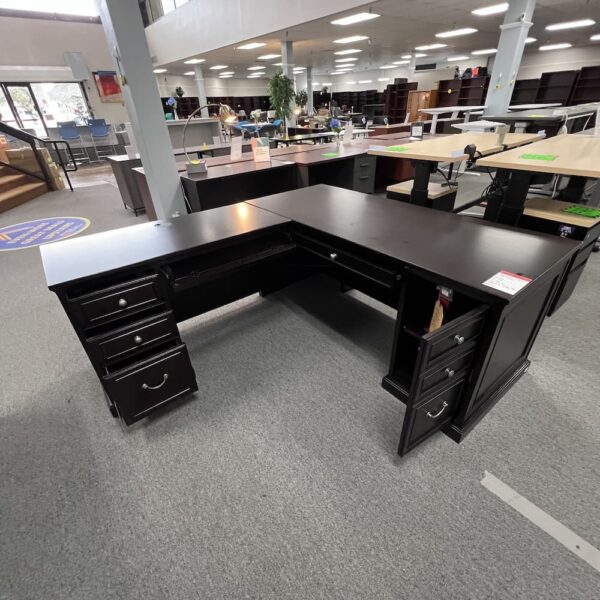 68" x 75" NBF Fulton Expresso Executive Traditional L-Desk - Left Return - Image 2