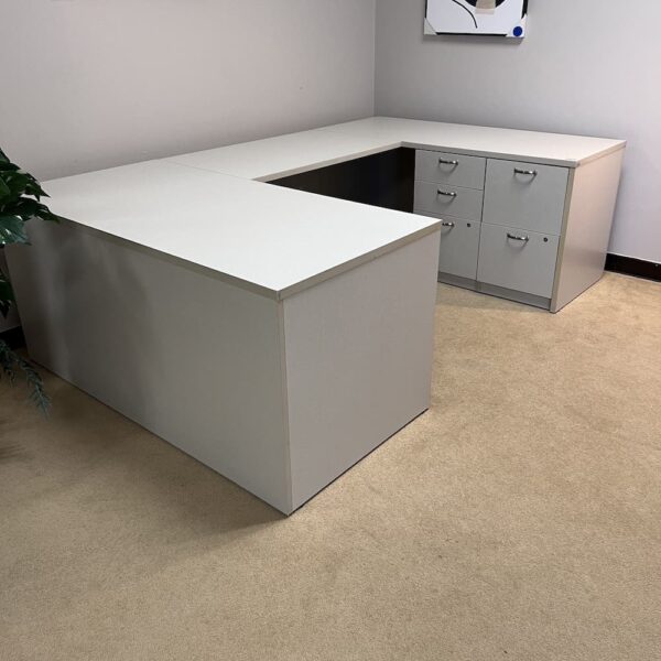 beige laminate steelcase u-desk vintage right return with BBF and FF