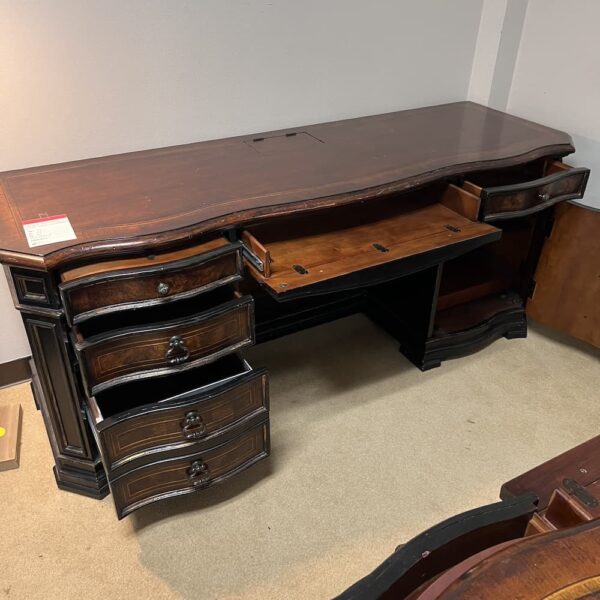 seven seas hooker furniture executive desk traditional ornate veneer wood used office collectors