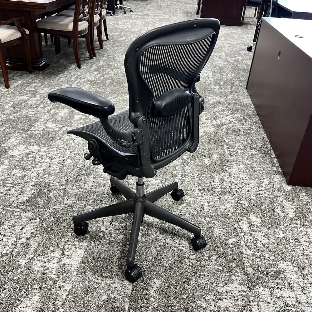 graphite Aeron Herman Miller size A, used office chair, small