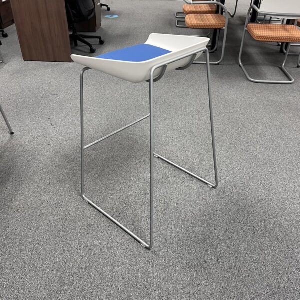 white plastic and blue upholstery steelcase scoop stool bar height used office furniture