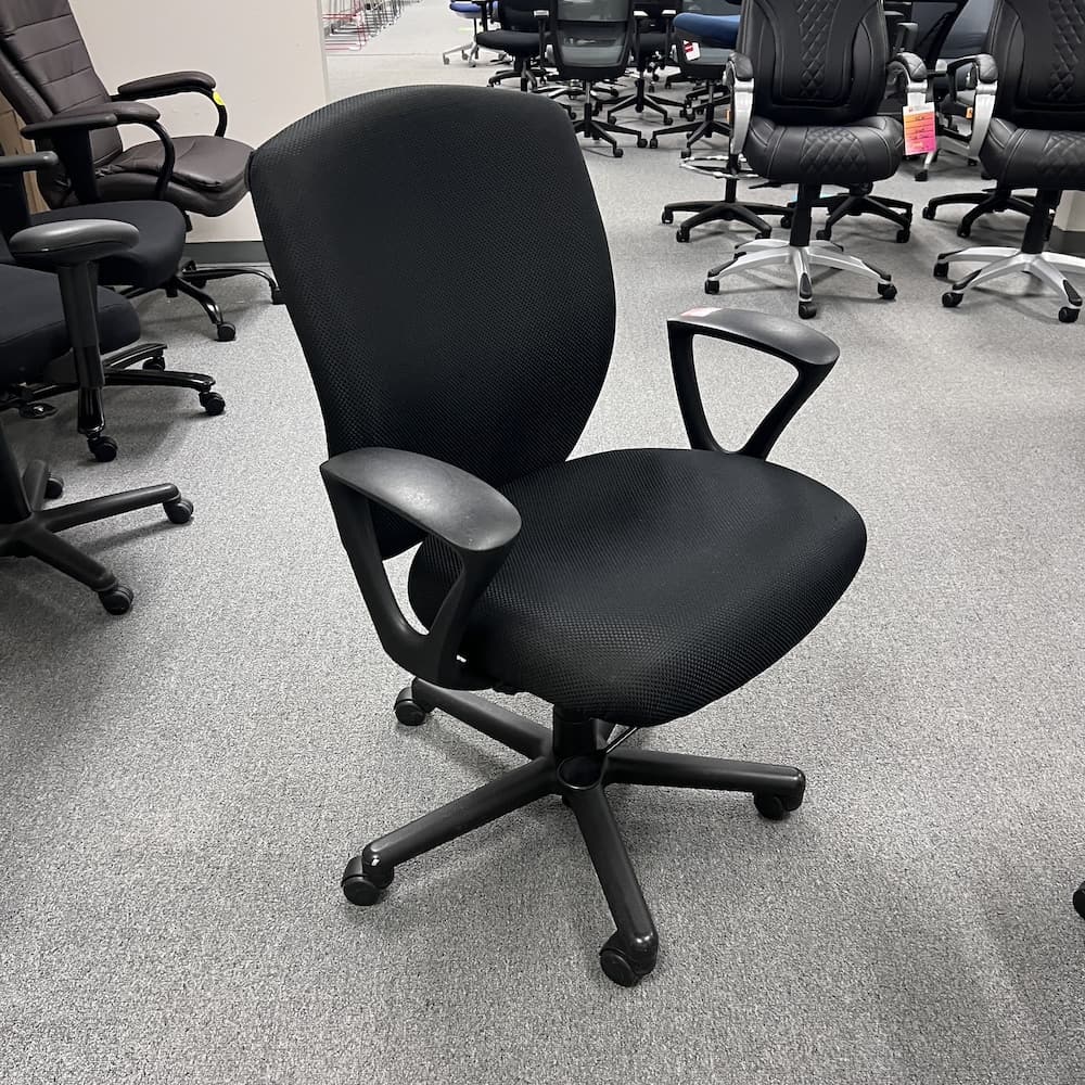 black upholstered heavy duty sitonit task chair, big and tall seating, used office furniture