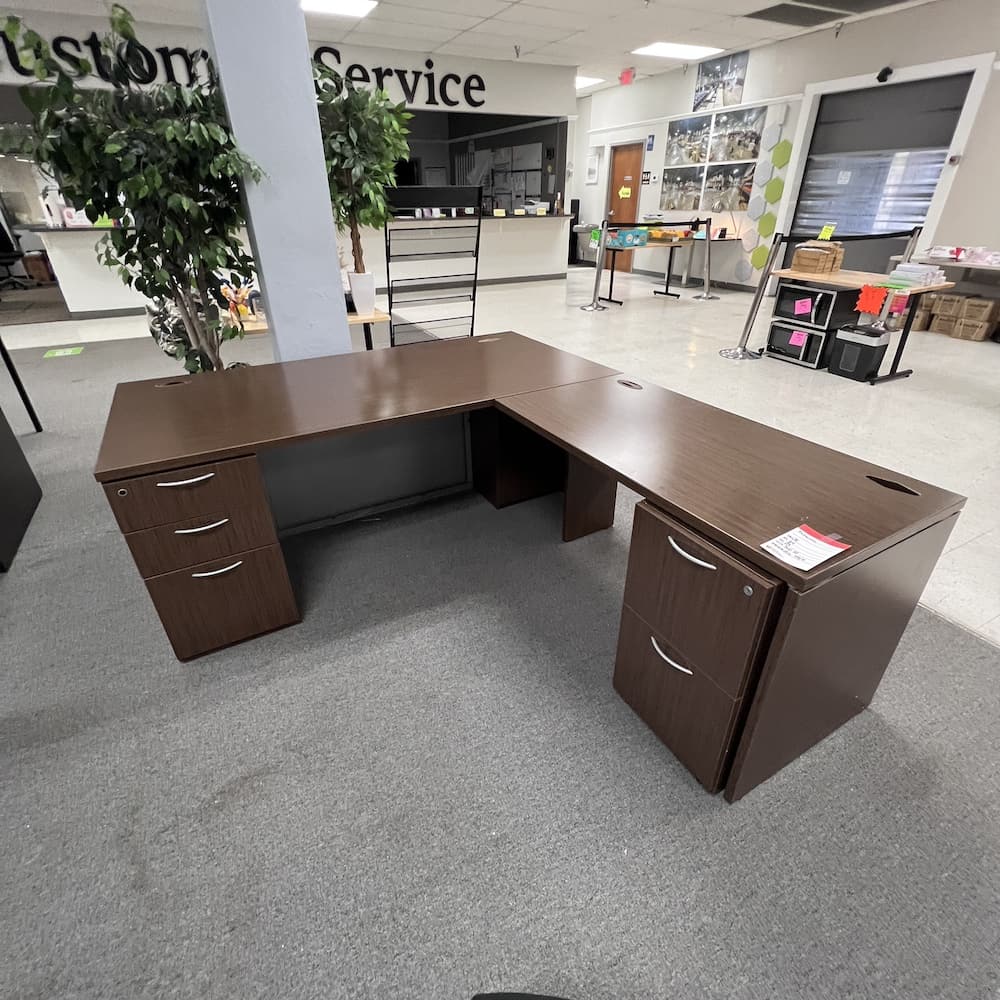 walnut laminate ld-esk right return with double pedestal, used office furniture