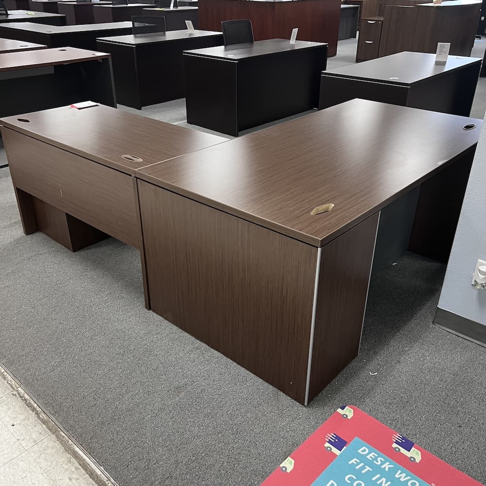 walnut laminate ld-esk right return with double pedestal, used office furniture