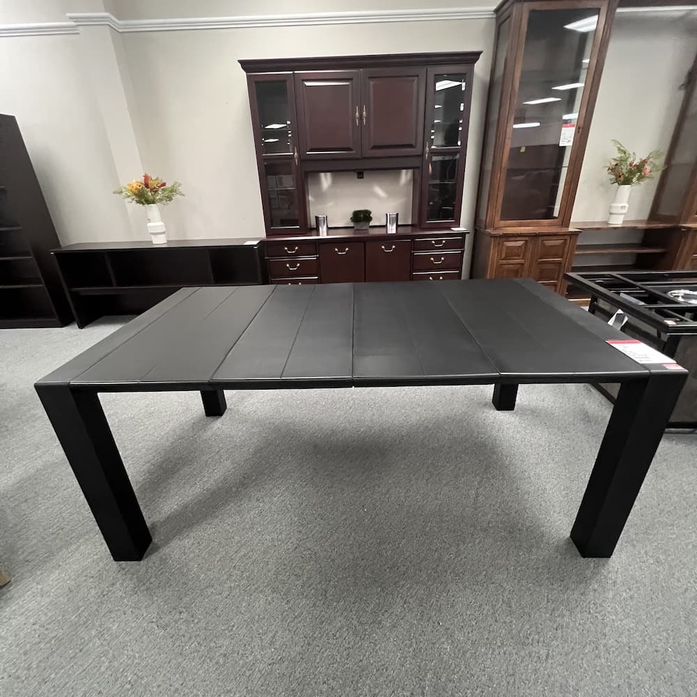 black indoor outdoor Vegas table, extendable, siesta, home furniture, patio furniture