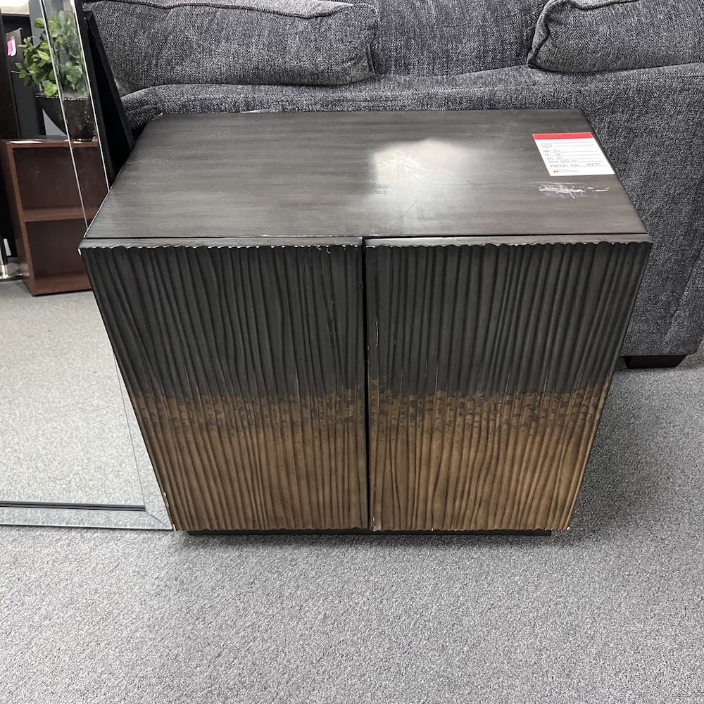 fiore 2 door storage cabinet buffet with ombre finish. Used home furnishings, liberty furniture