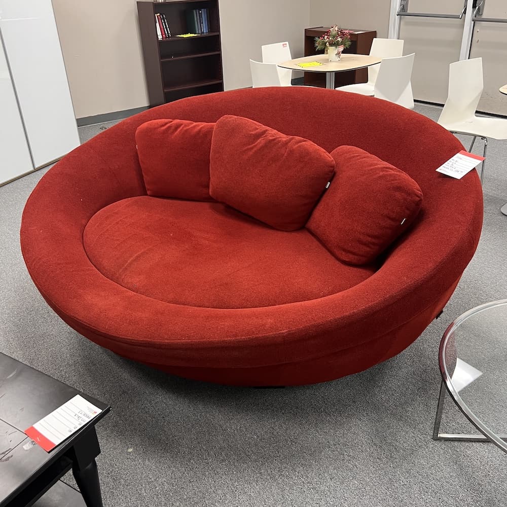 red round upholstered sofa couch Cellini UFO, used furniture