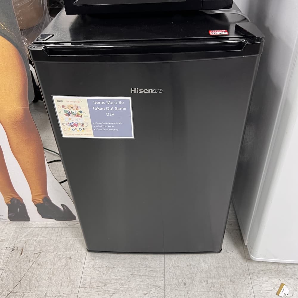 hi sense mini fridge, black, used appliances