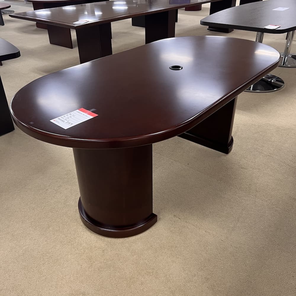 mahogny veneer 6 ft racetrack, used office furntiure