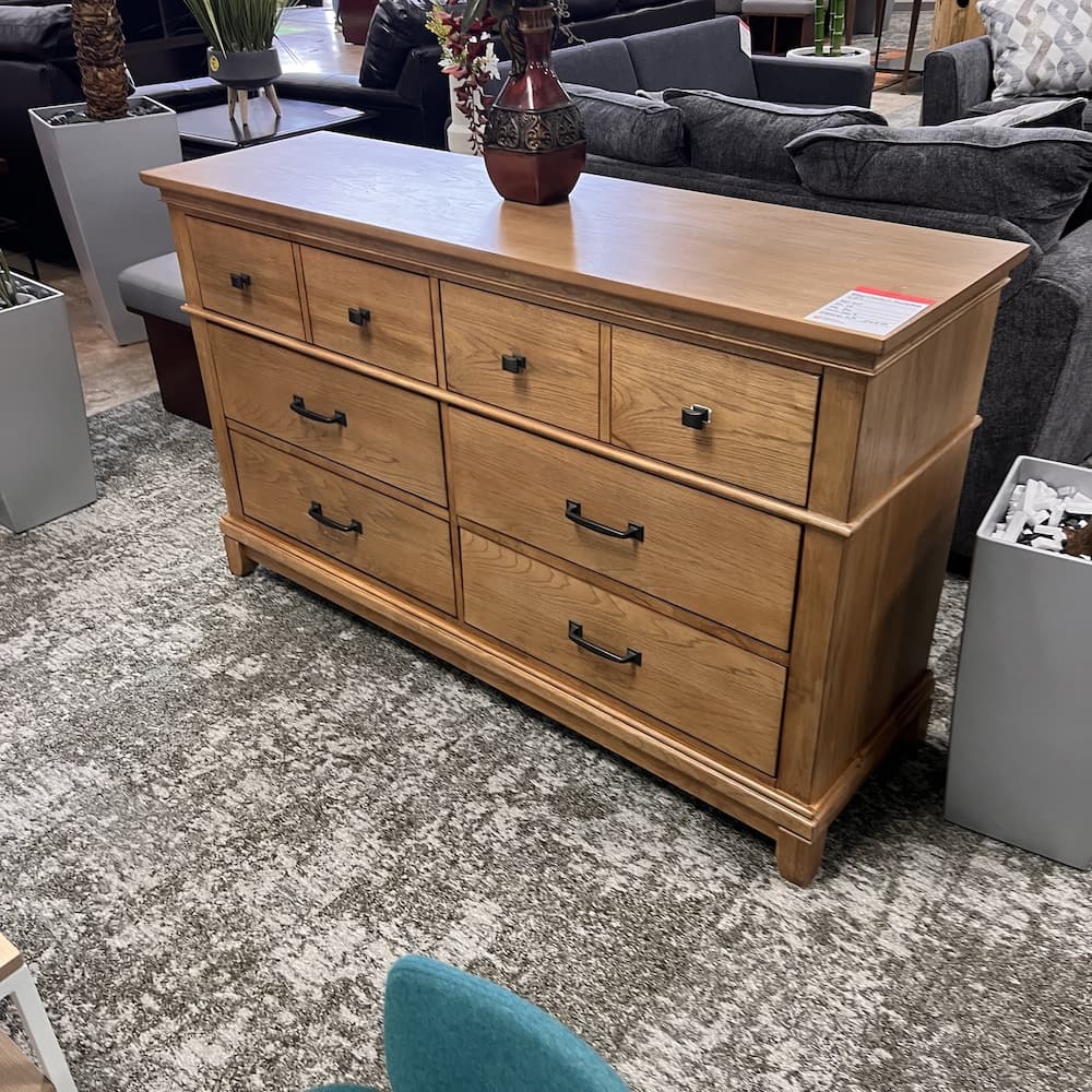 oak honey brown new classic home furniture dresser with 6 drawers, open box home furnishings