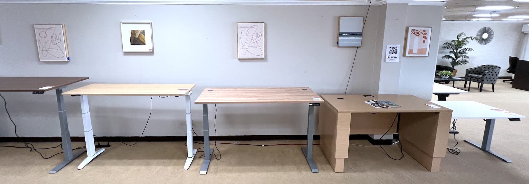 Height adjustable standing desks banner