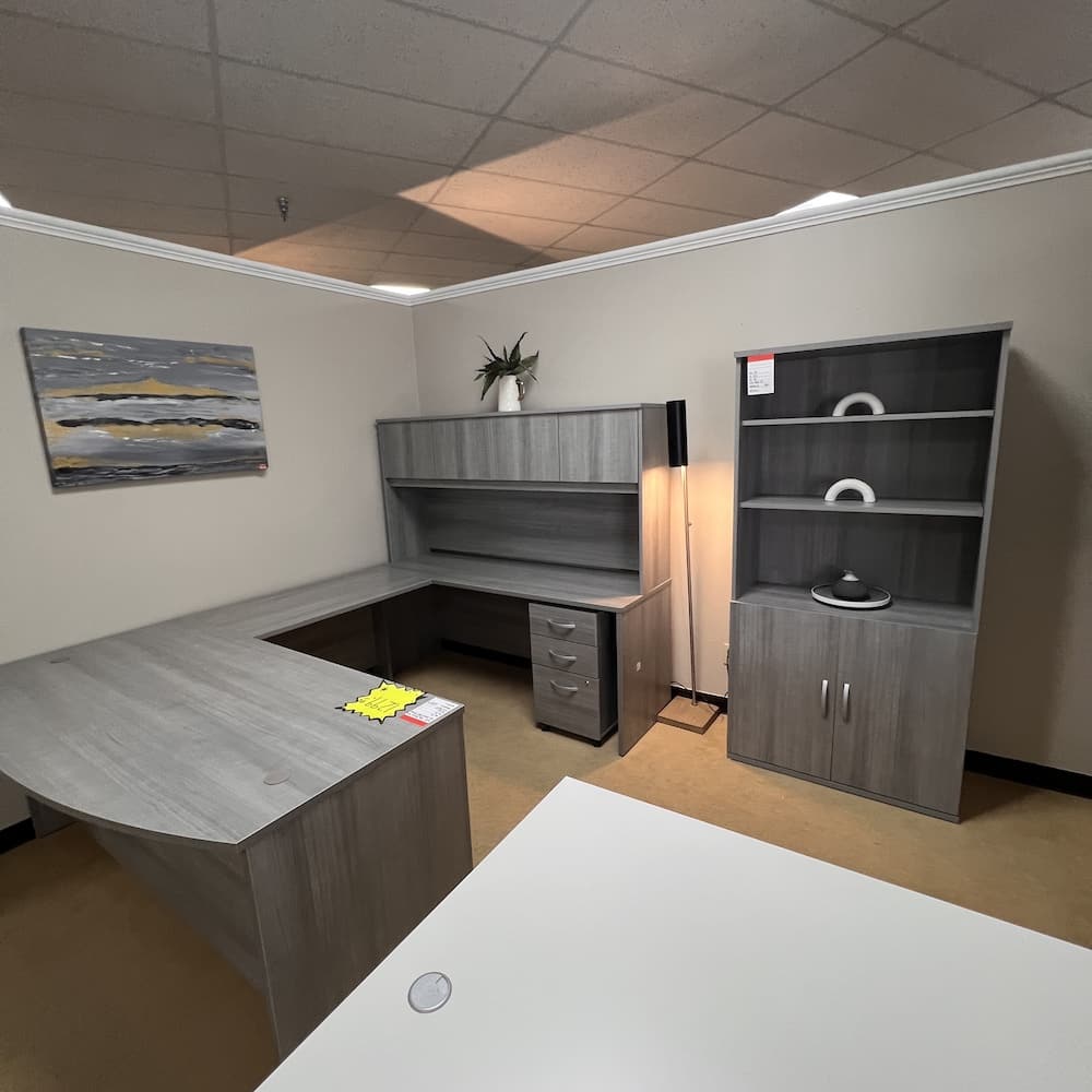 grey bush business furniture u-desk, right return, box/box.file, and 2 drawer lateral, used office furniture